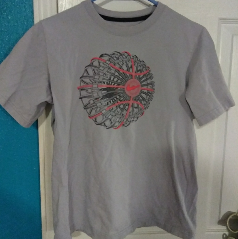 Nike basketball T-shirt, no holes, no stains,